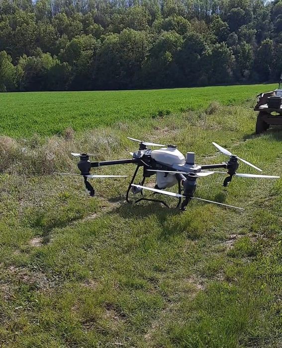 Vand dronă agricolă DJI AGRAS T50