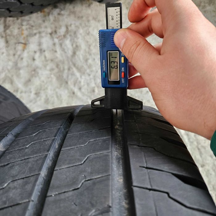 2 летни бусови гуми 235/65R16C Continental VanContact Eco 115/113R DOT2023 made in Slovakia