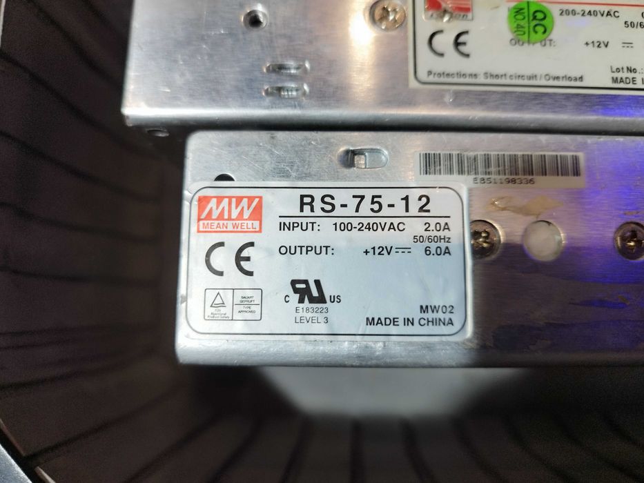 Diferite modele sursa comutatie 5 si 12 Volti