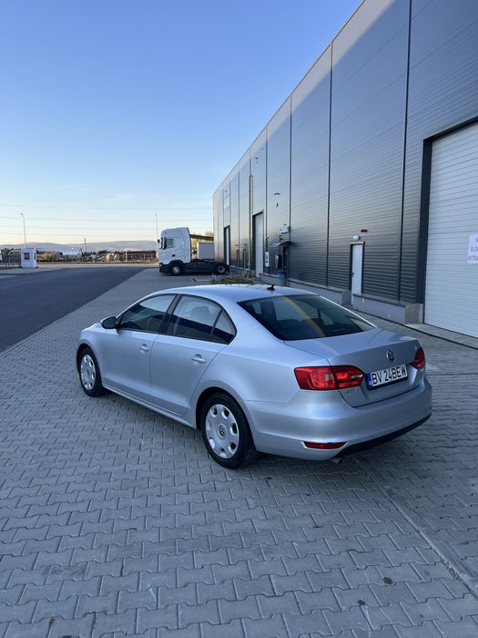 VOLKSWAGEN Jetta 2013 — imagine 5