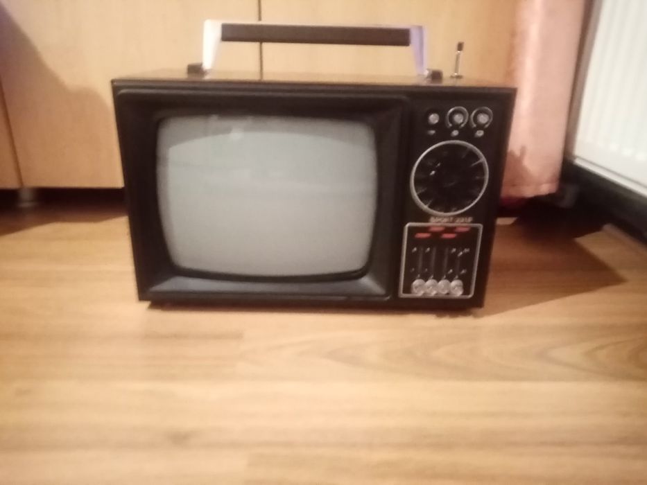 Vând televizor Sport 231P