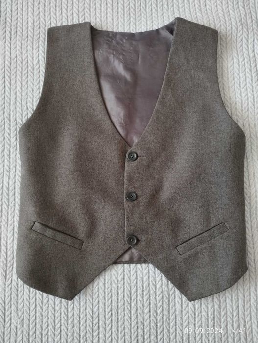 Продам школьные жилеты зеленый, синий, серый