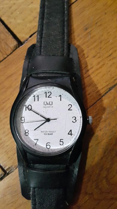 Стар дамски часовник Q&Q 10bar