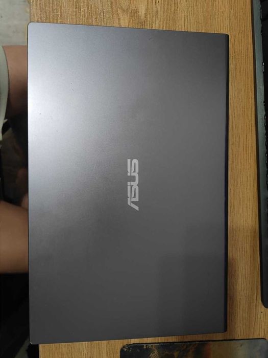 Ноутбук Asus X515E