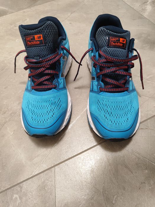 New Balance маратонки