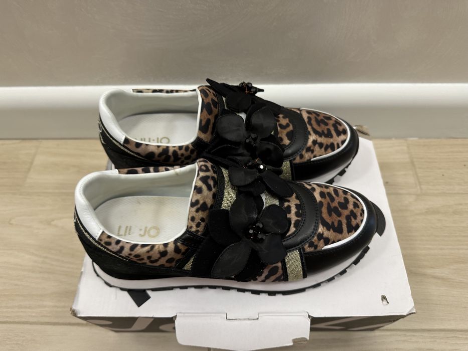 Обувки Patrizia Pepe;Liu Jo;Michael Kors;Armani