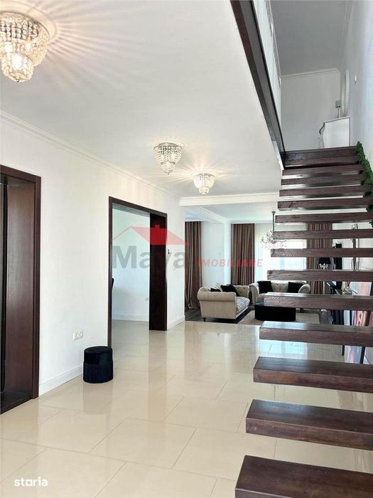 Casa tip Duplex, zona Rompetrol