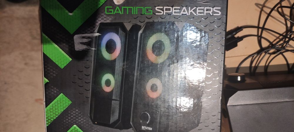 Стерео колони за компютър Нидерландски с цветпомузика