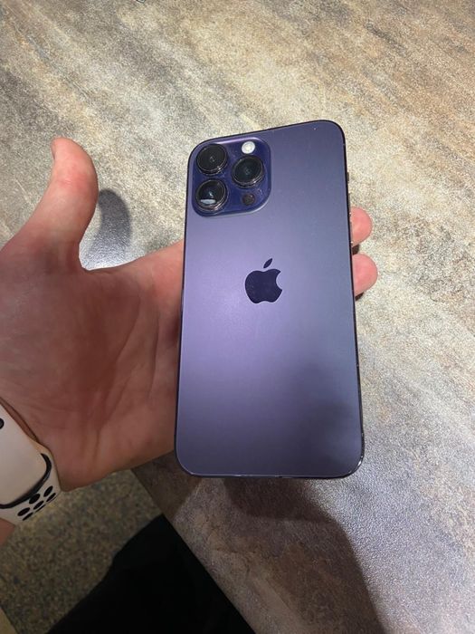 14 ProMax Айфон.