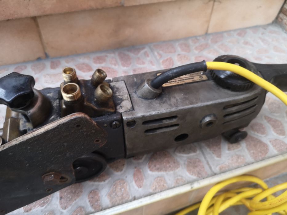 Messer Griesheim Регулируема Горелка  Рязане на Метал напред и назад