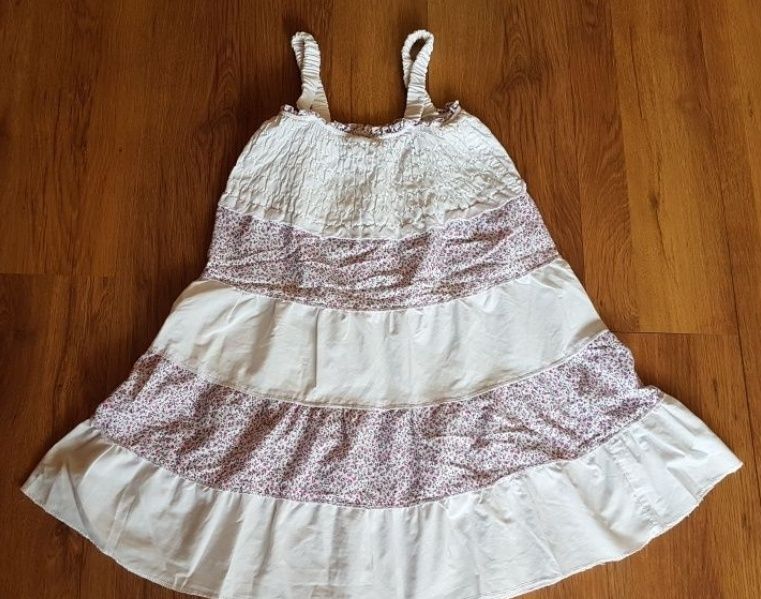 Маркови роклички и къси панталонки, за ръст около 128/134см + подаръци