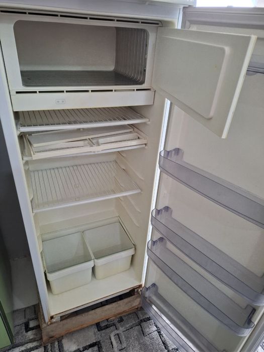 Продается холодильник