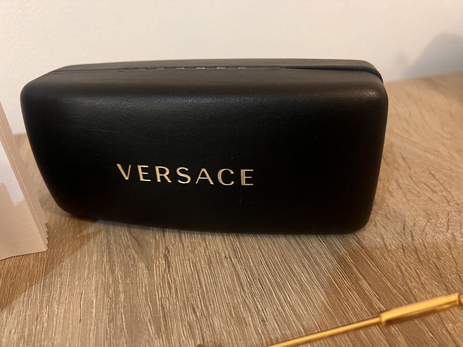 Слънчеви очила Versace