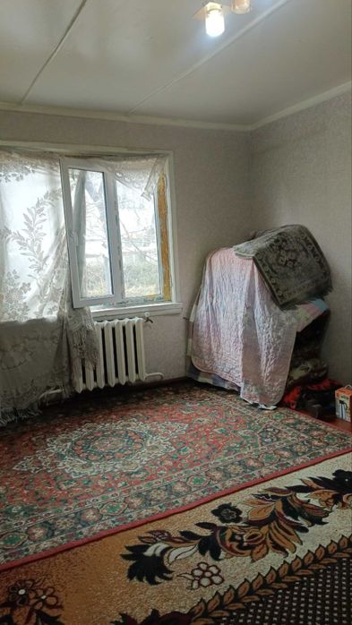 Спутник-9 Продаеться 1 комнатная квартира