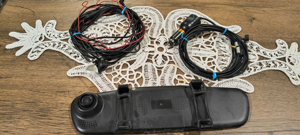 Oglinda auto cu camera față/spate