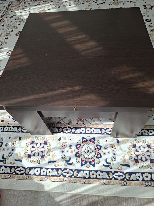 Продам раздвижной стол