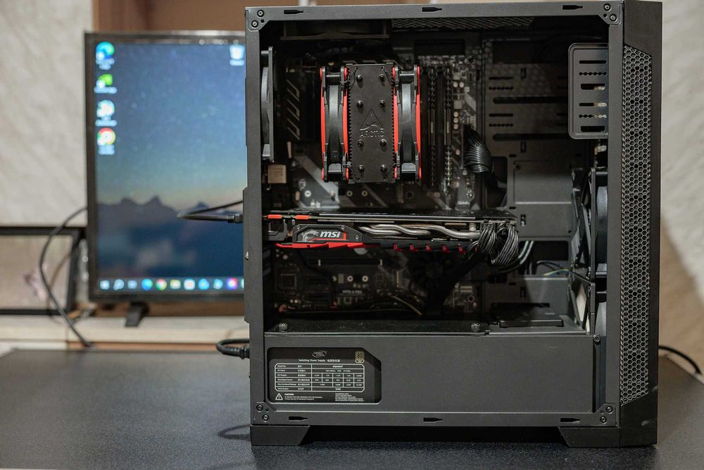 8-ядрен компютър, MSI Х570, 32 GB