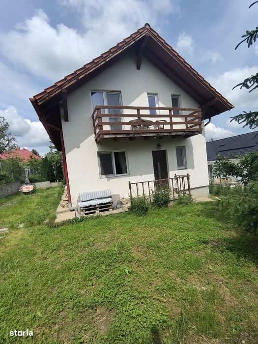 Casa de vânzare singur in curte Tocile p+m, locuinta sau de vacanta