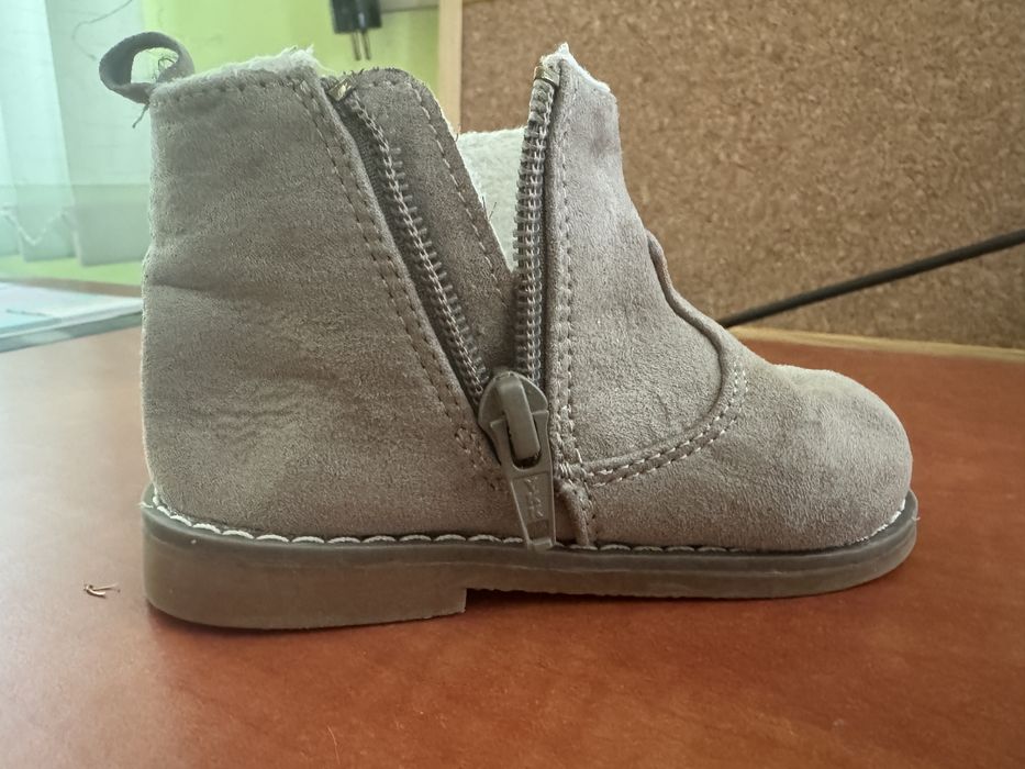 Момичешки обувки 20-21