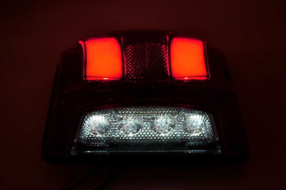 1 бр. LED ЛЕД габарити токоси рогчета за осветяване на номер 24V