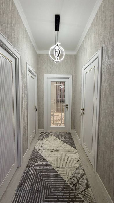 Продается 2 ком. Квартира площадью 43 кв.м. По ул. Рудаки на 1 этаже