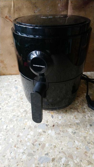Продавам Air Fryer Gourmetmaxx
