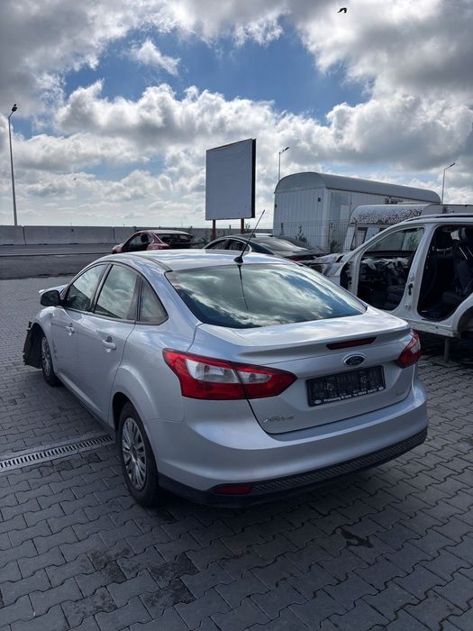 Dezmembram Ford Focus 3 1.0 ecoboost din 2015