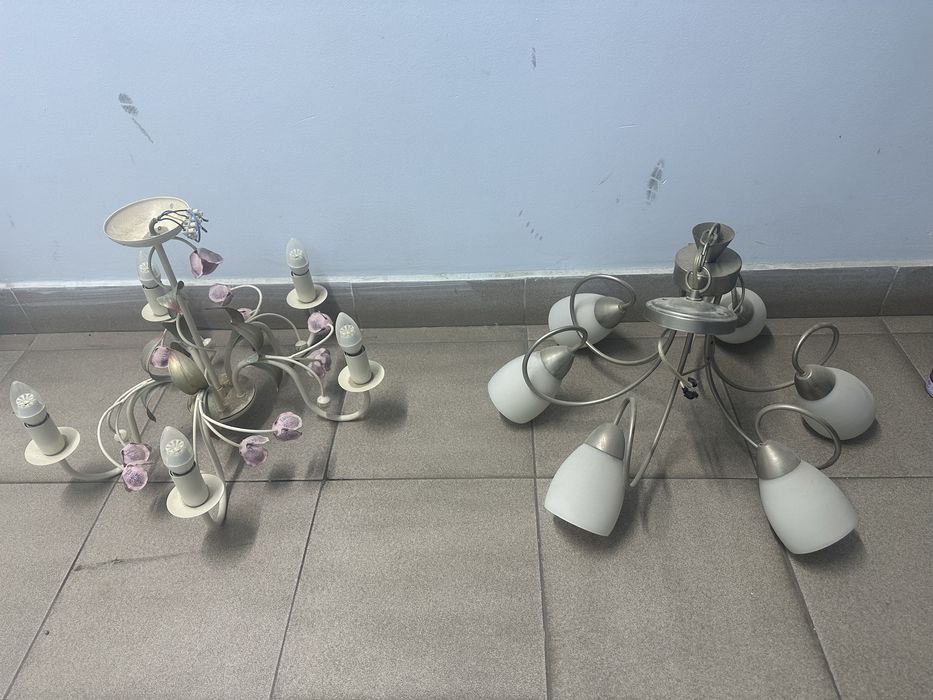 Люстры в зал или спальную