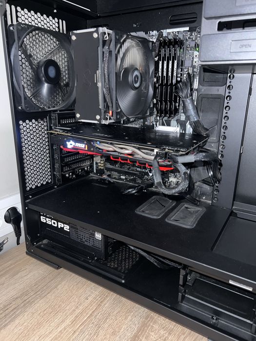 PC Gaming i5-6600K / GTX 1070 8GB / 16GB RAM / SSD + HDD