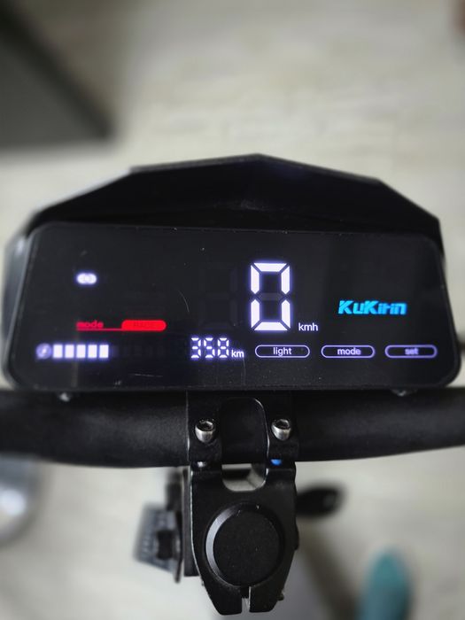 Kukirin G4 impecabil