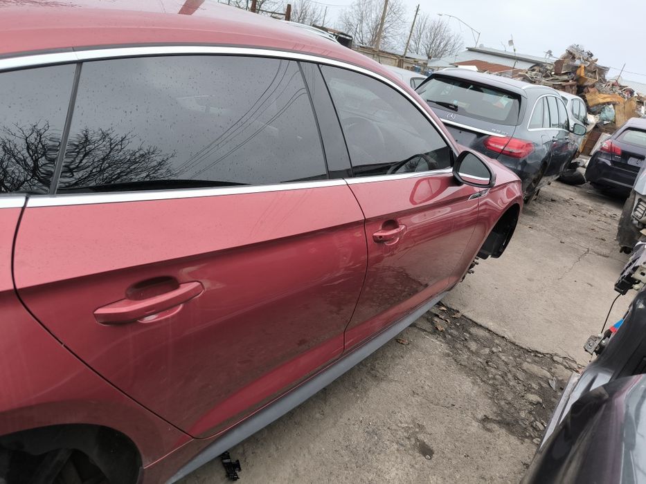 Врати за Audi A5 B9 8W,8T