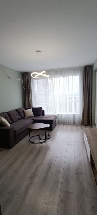 Отдава под наем двустаен апартамент