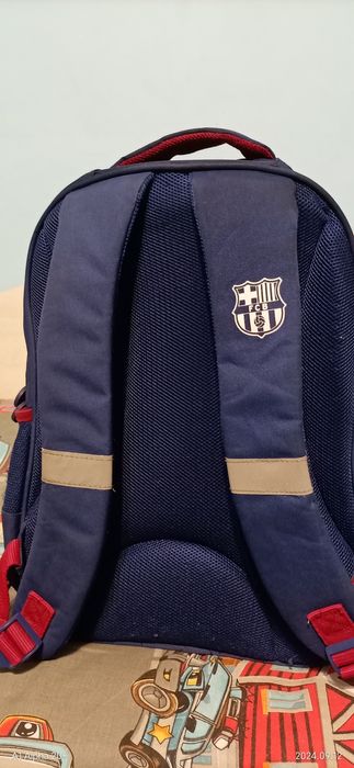 Раница за училище