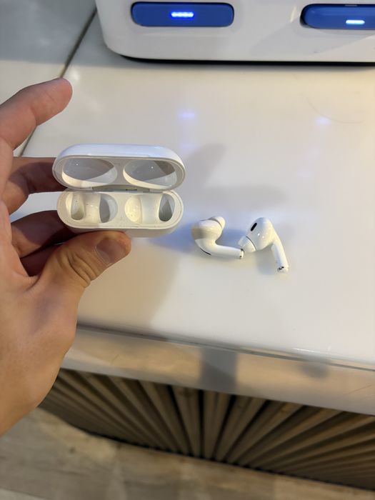 Продаю AirPods Pro 2