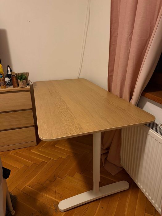 Birou IKEA - BEKANT 160x80 culoare stejar, inaltime reglabila