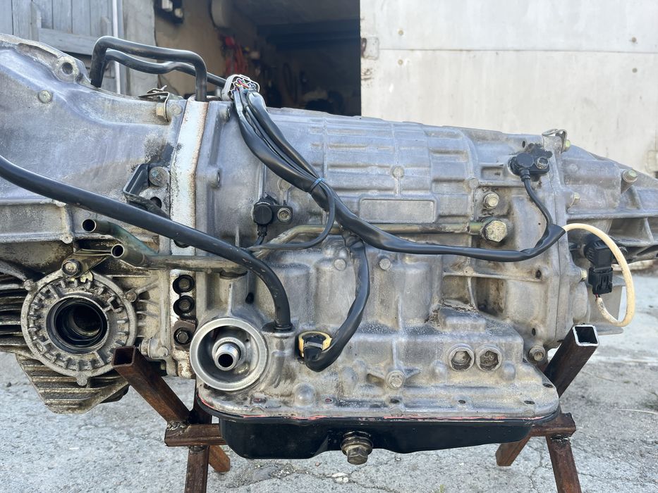 Продам коробку Subaru