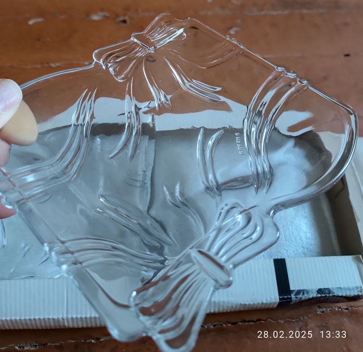 Продаётся набор тарелочек/блюдечке.