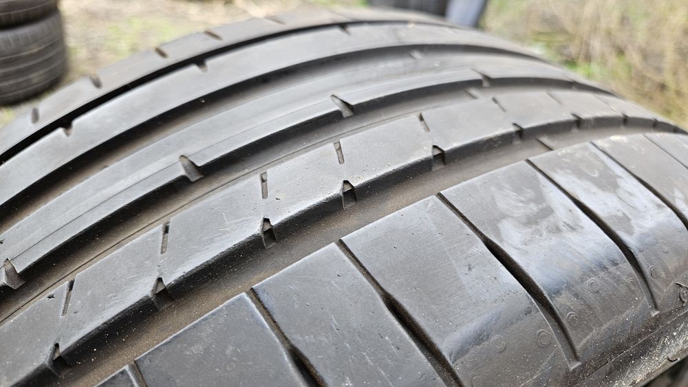 2бр гуми 225 40 18 дънлоп