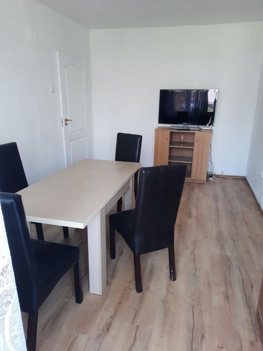 Închiriez Ap 3 camere