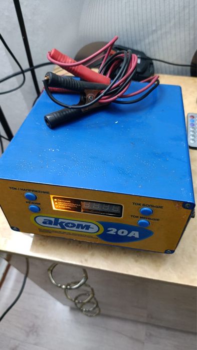 Продам аккамулятор Аком