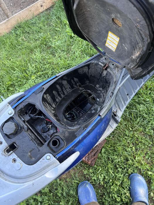 Scuter piaggio sfera50