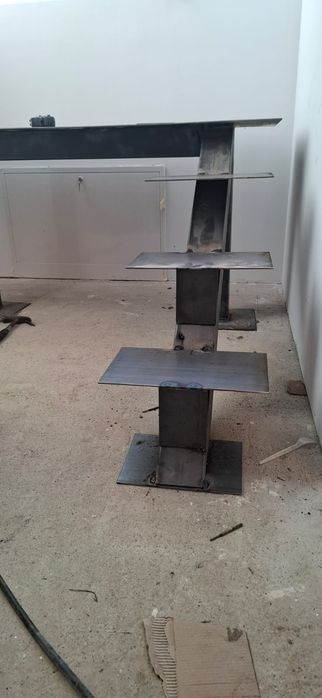 Scări metalice pentru interior și exterior