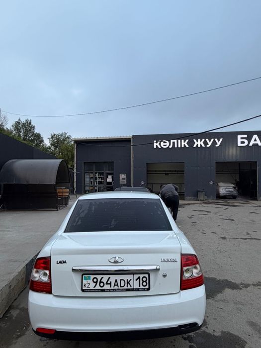 Приора полный комплетация