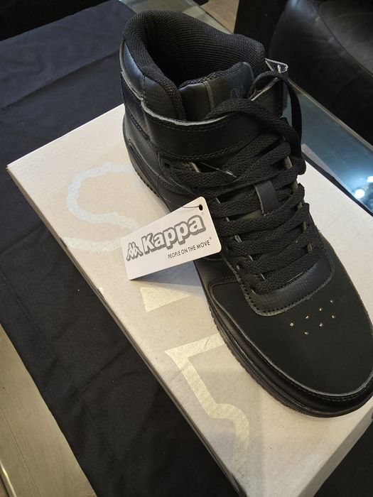 Нови мъжки обувки Kappa