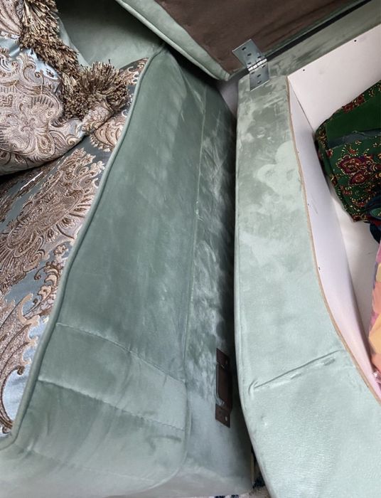 Продается диван хорошего качества