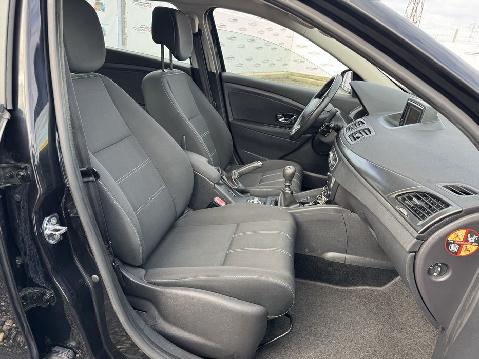 An 2014 “ Led “ Navi