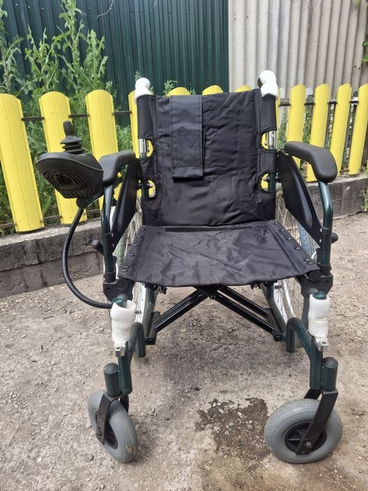 Коляска инвалидная с электроприводом