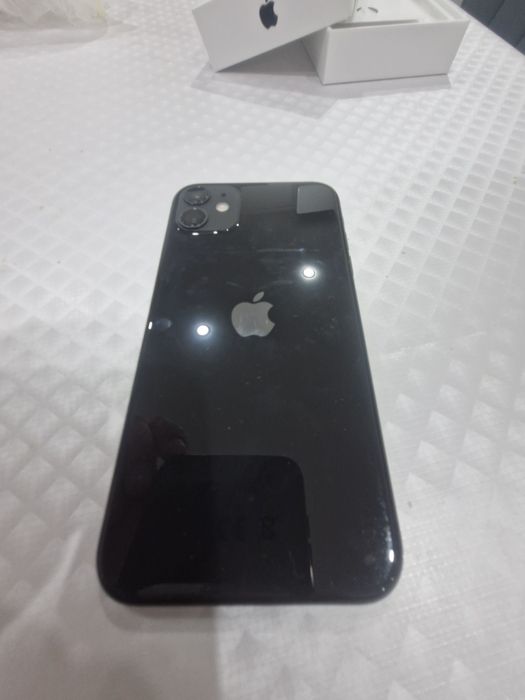 iPhone 11 память 64 гигабайт