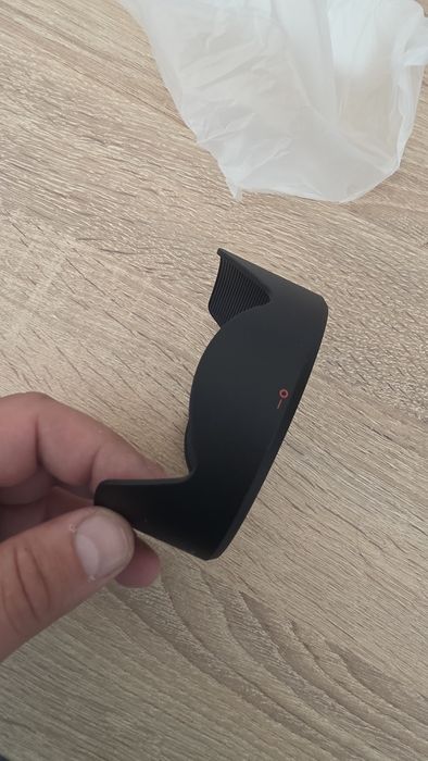 Сенник за canon Lens Hood EW-83N