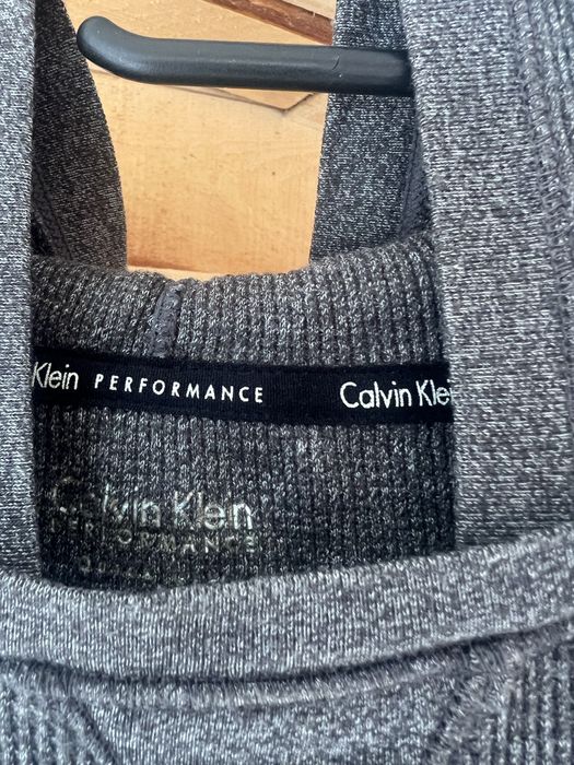 Блуза на calvin klein S